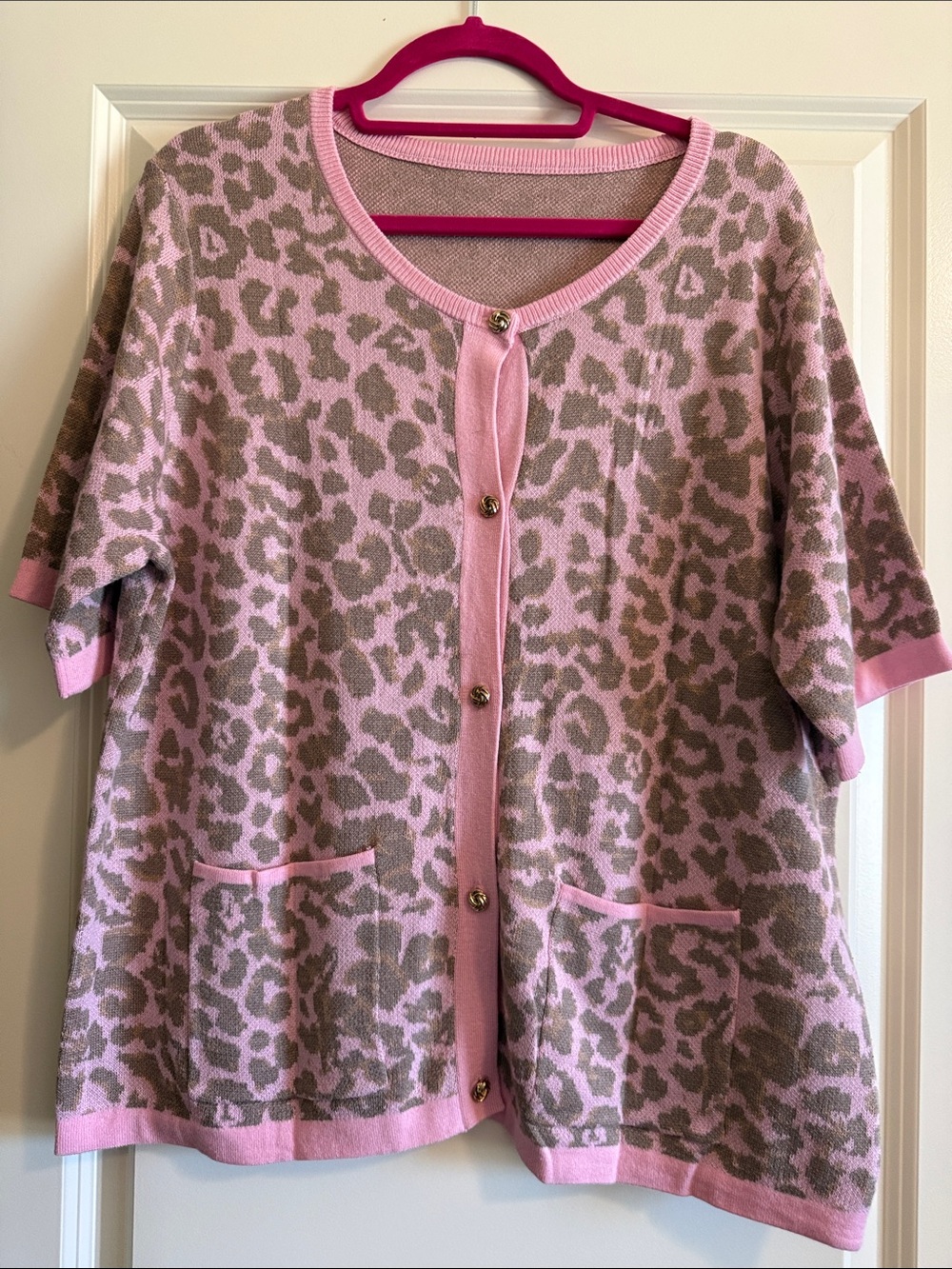Discount Divas Pink and Taupe Leopard Print Short-Sleeve Cardigan Sweater